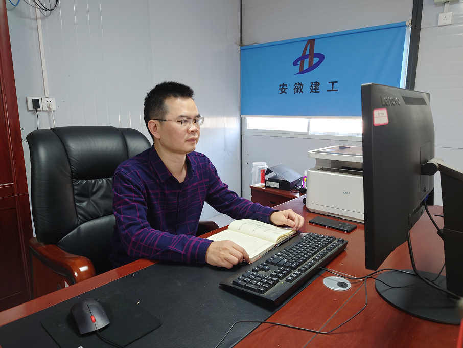 基层职工热议党的二十大系列报道（五） ：攻坚克难、奋勇前行，向公司交出一份份高质量答卷！